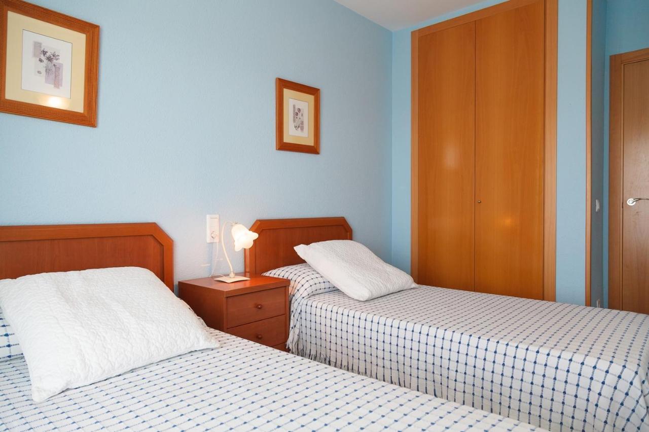 Uhc Village Park Apartments Salou Exterior photo